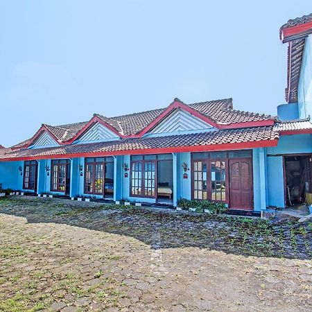 Capital O 91644 Loka Hause Hotel Салатига Екстериор снимка
